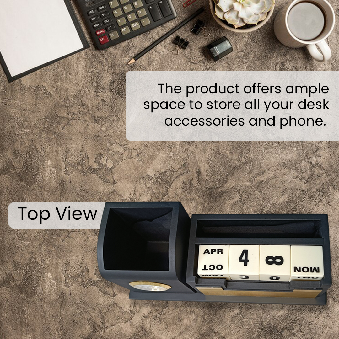 1744631578_desk (3)
